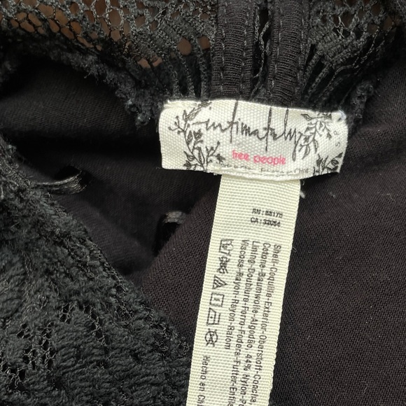 🩷Free People She’s Got It Button Back Lace Mini Dress - Picture 6 of 8